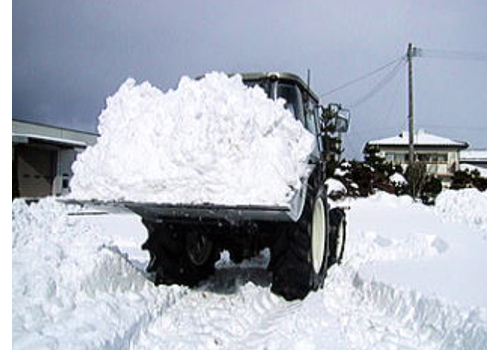 イガラシ機械工業、トラクターショベルＴＳ型が整地・運搬・除雪で大
